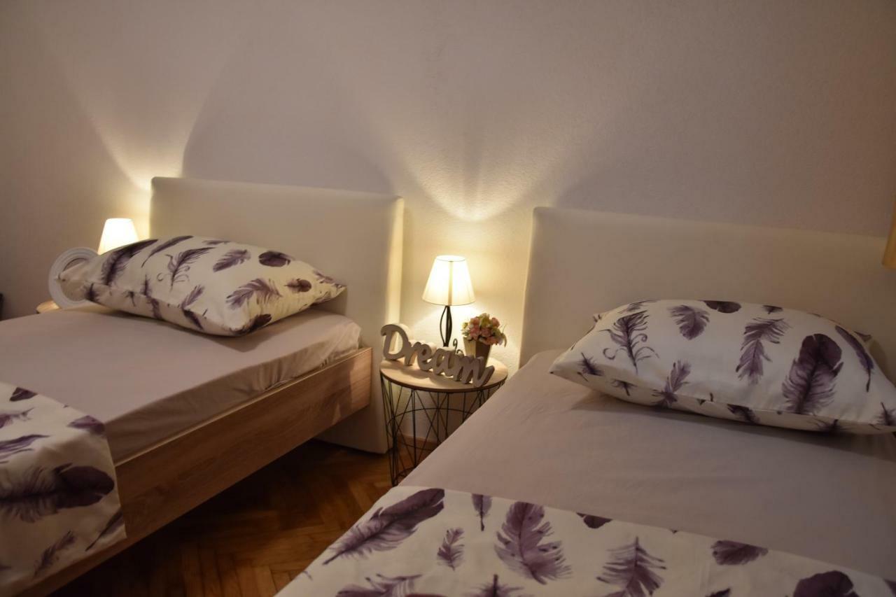 Deni Luxury Lägenhet *